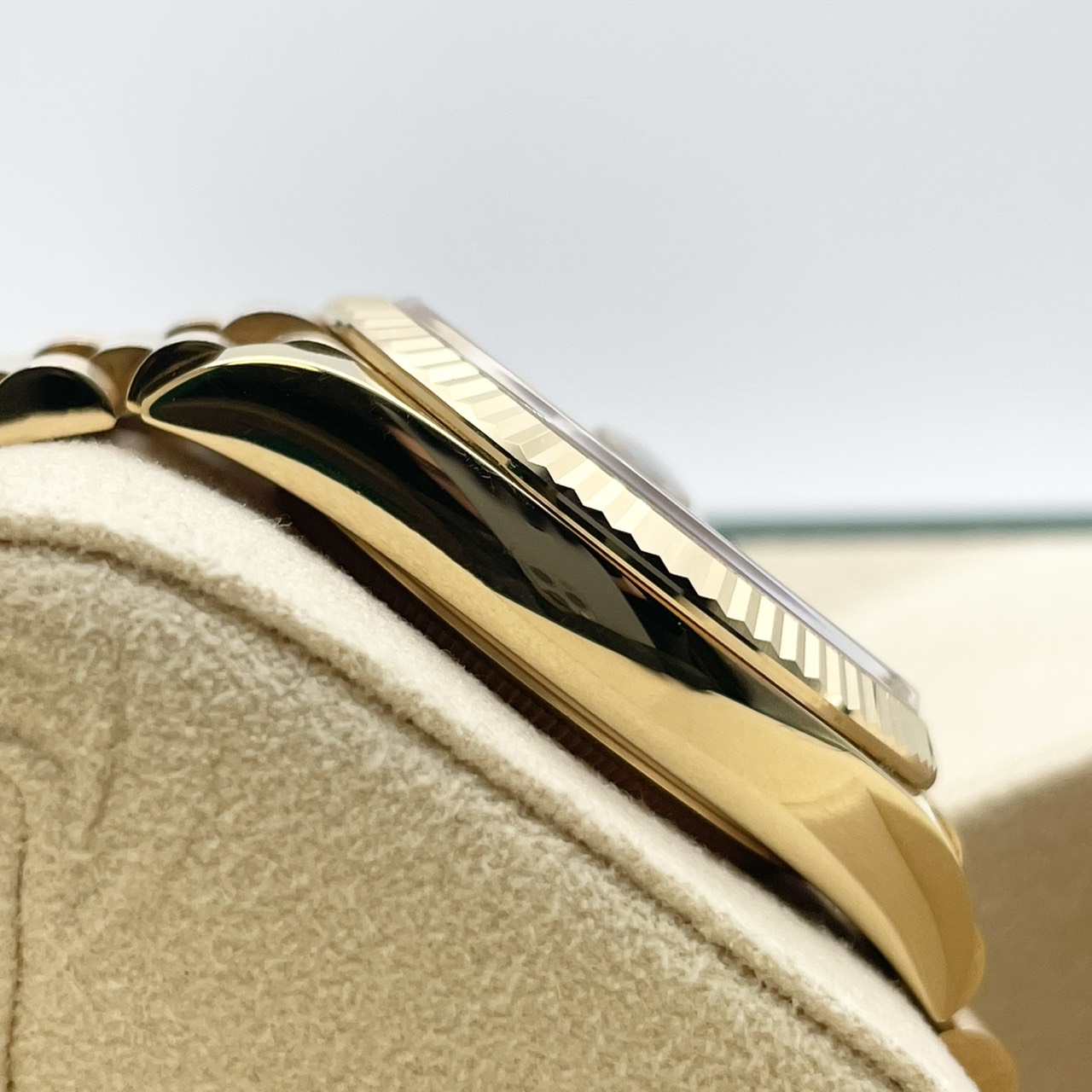 ロレックス デイデイト 128238A グリーンオンブレ 10Pダイヤ プレジデントブレスレット 36mm