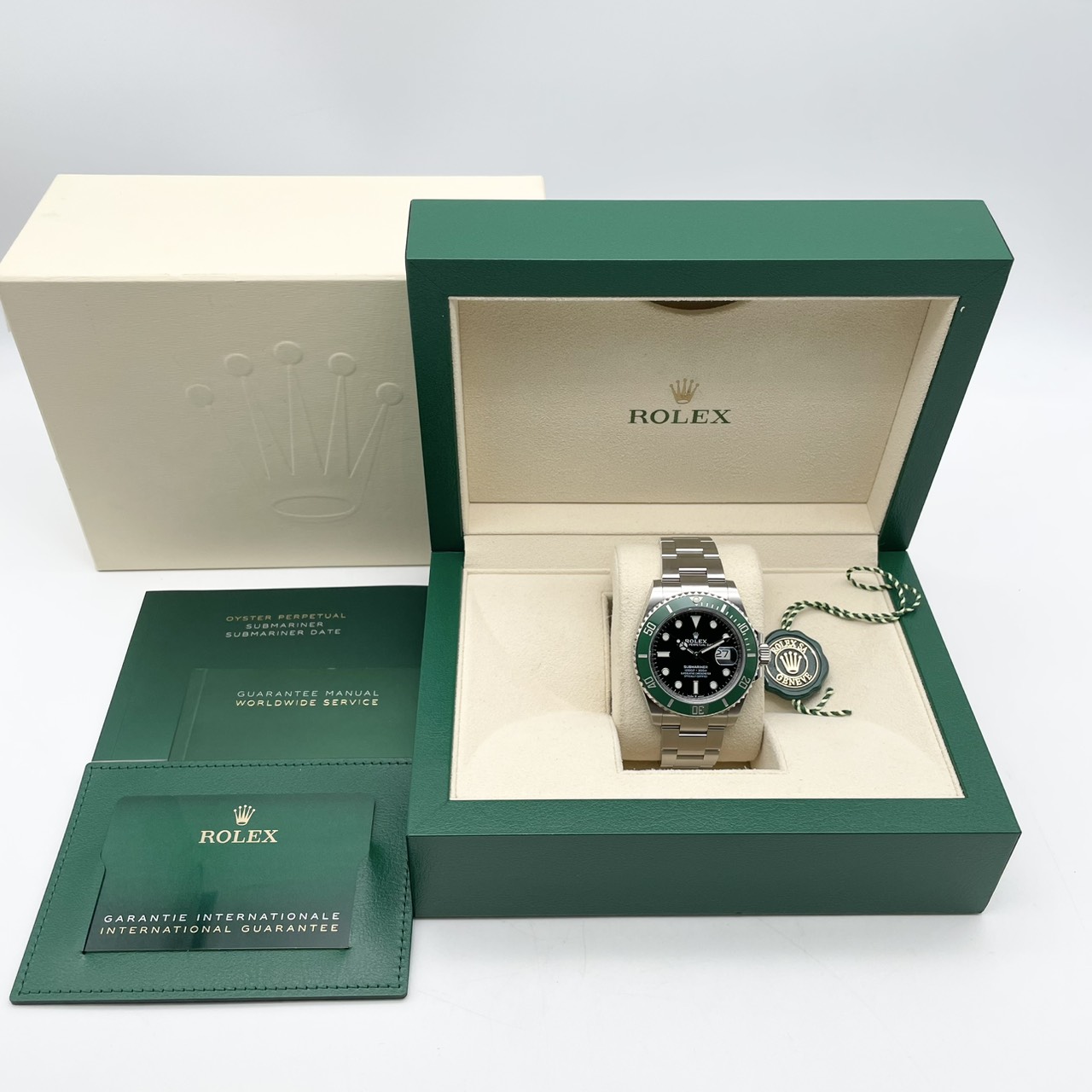 ロレックス サブマリーナ デイト 126610LV ブラック 41mm