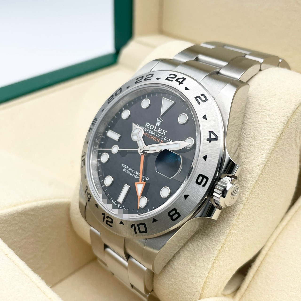 ロレックス エクスプローラーII 226570 オイスターブレスレット ブラック 42mm
