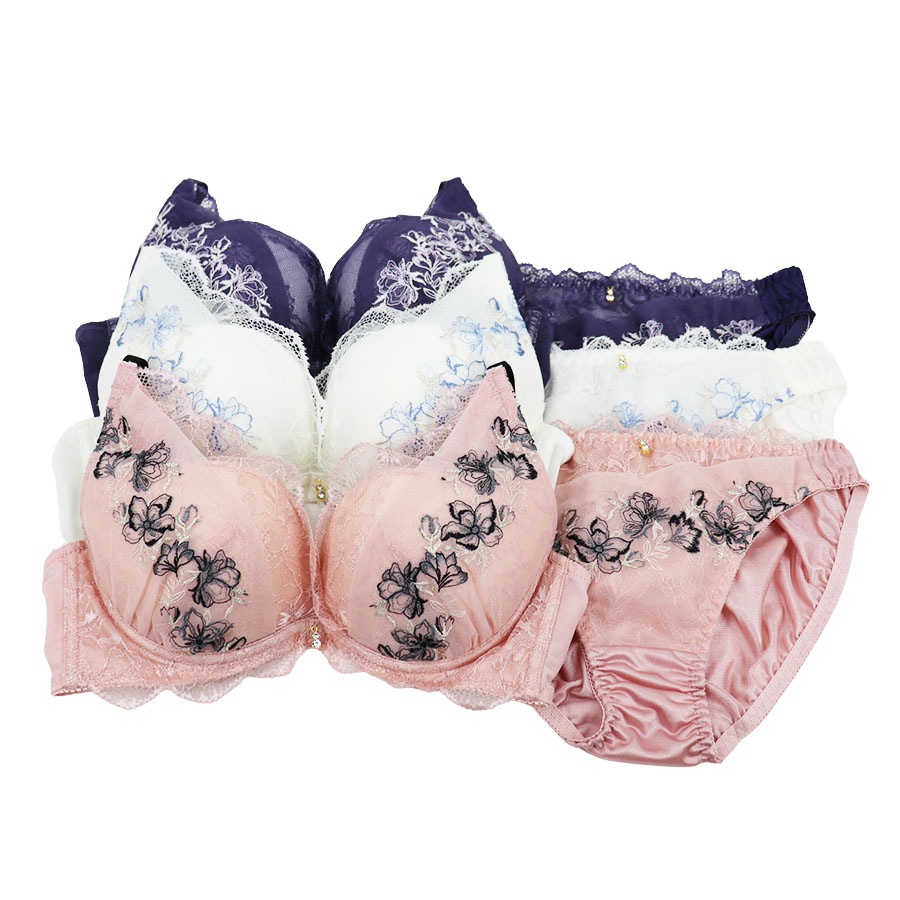 �ե��ߥ˥�ե����顡��-�ƥ��å�