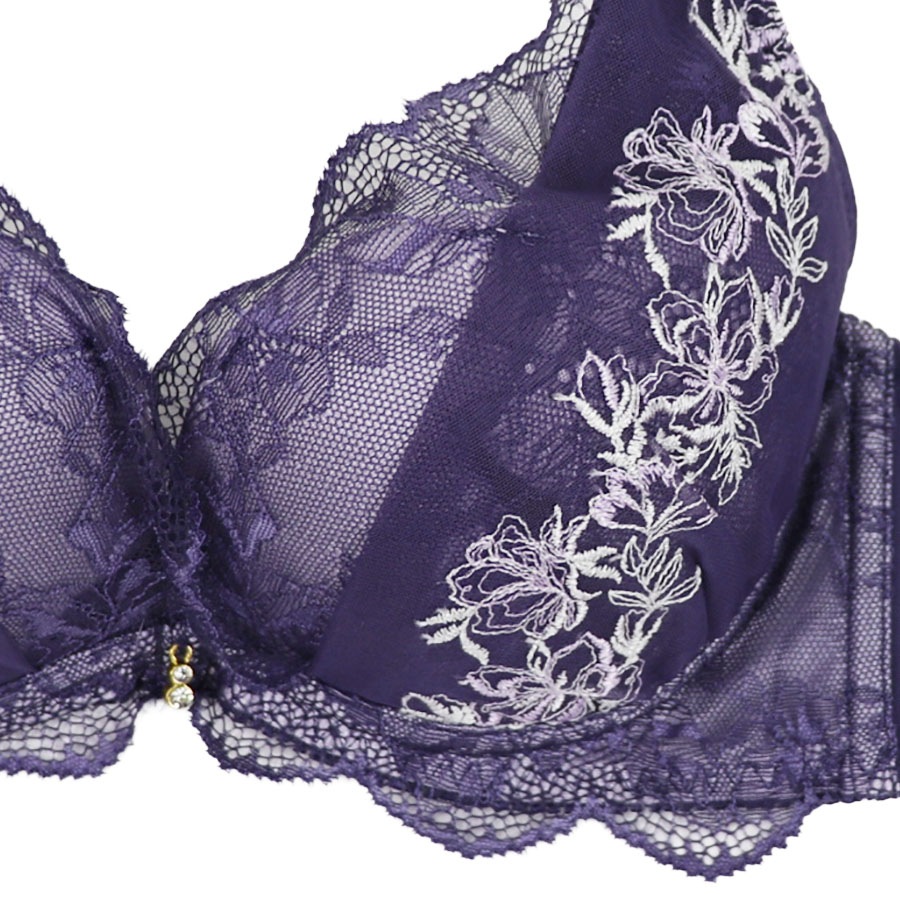 �ե��ߥ˥�ե����顡��-�ƥ��å�