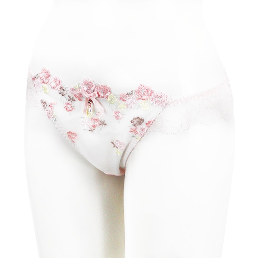 �����ե롼�롡�쥮��顼���硼�ģ�