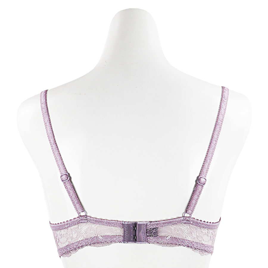 �������ʥ롡�֥顡�£å��å�