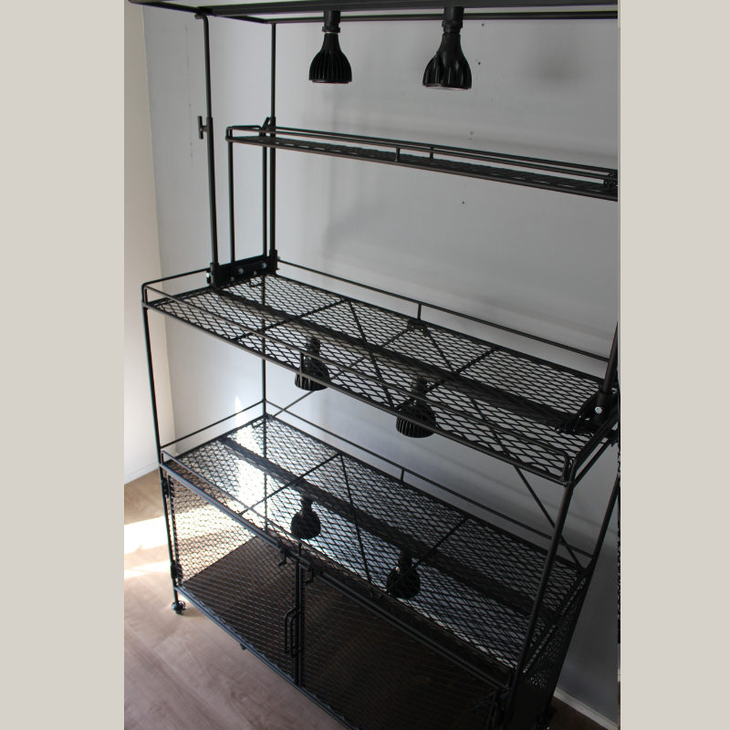 植物棚 下段扉メッシュタイプ | 植物棚 | m2works