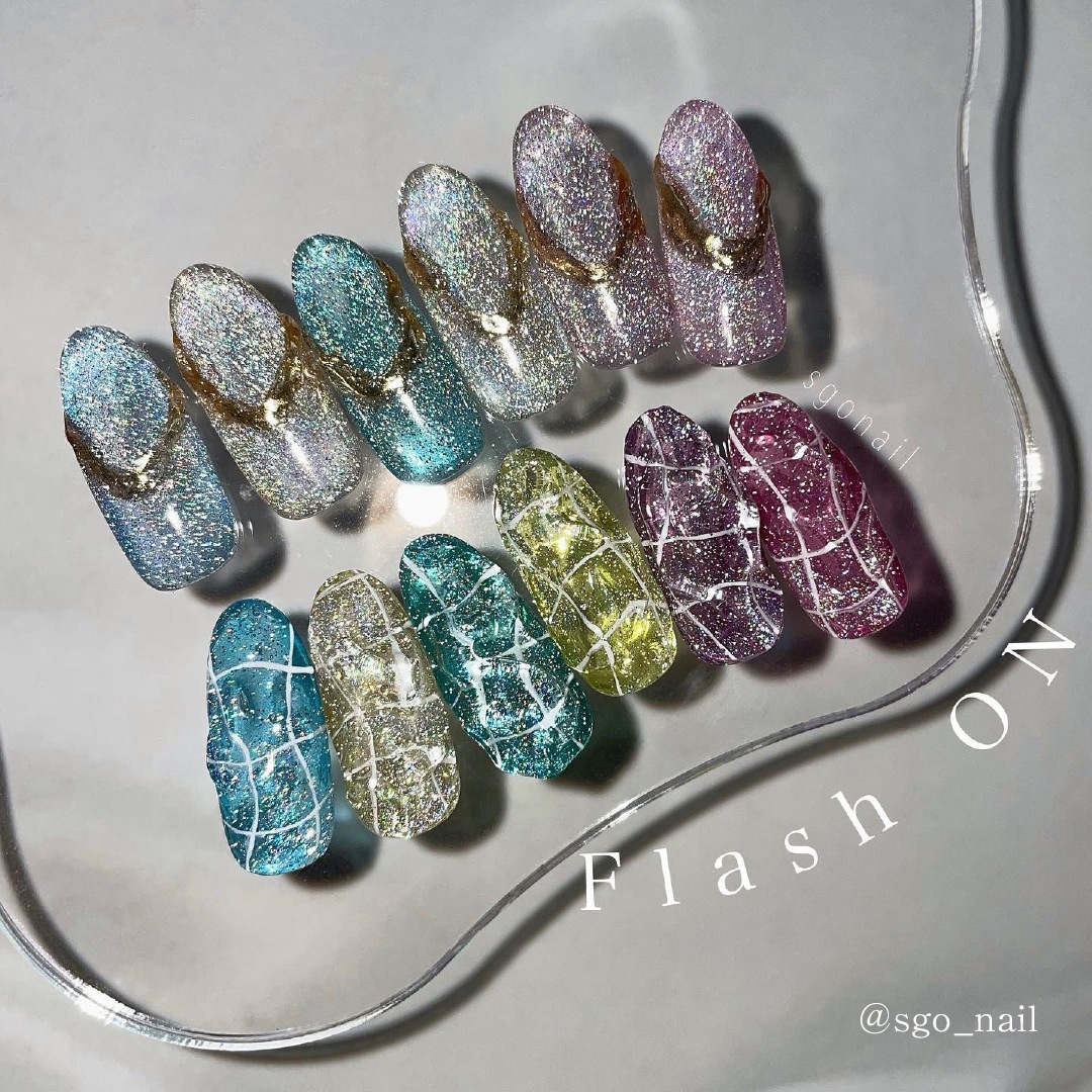 Z032 MGEL Flash Magnet Nail