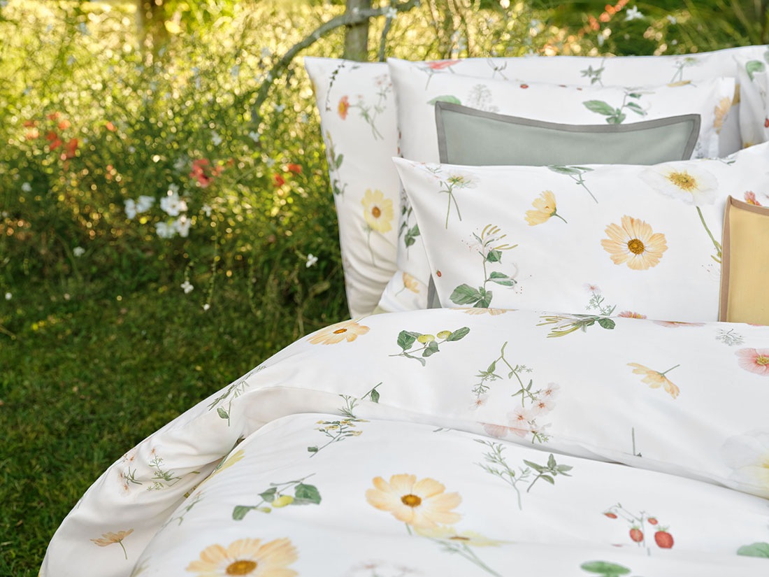 SCHLOSSBERG�óݤ����ĥ��С��å��󥰥� 150x210cm��ZINNIA