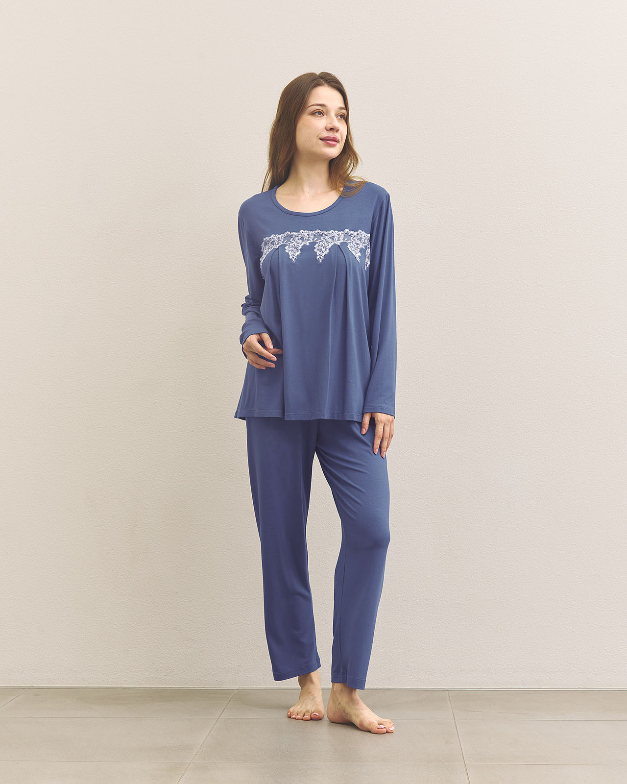 Donna | �ե���ȥ졼�� �ե쥢�ѥ���ޡ�Ĺµ