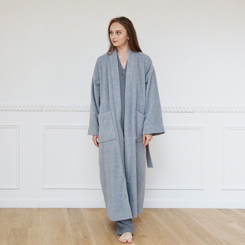 PLUTO�å��եȥե꡼�� ���󥰥������Ĺµ