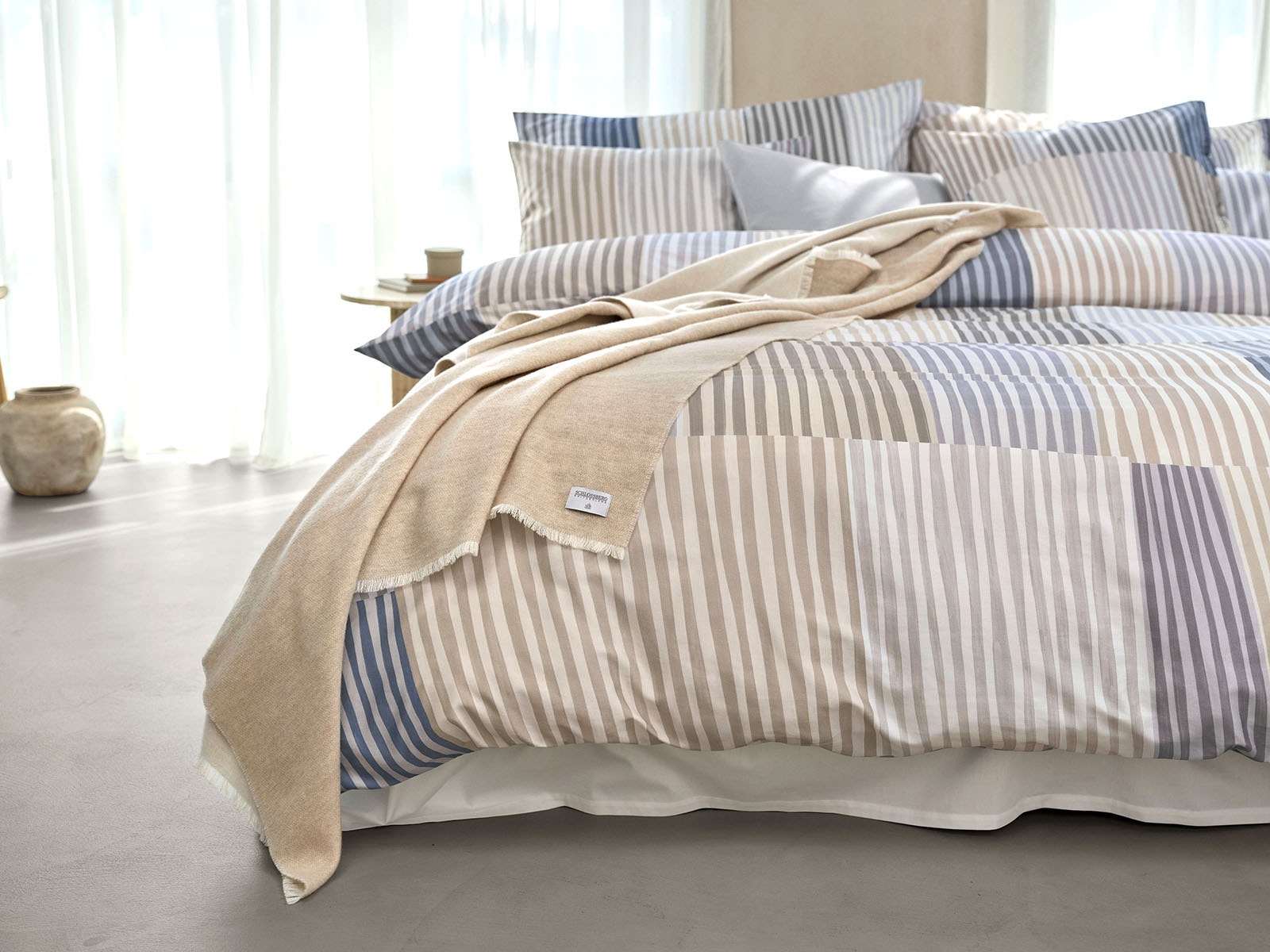 SCHLOSSBERG�óݤ����ĥ��С��å��󥰥� 150x210�ѡ�MELVIN