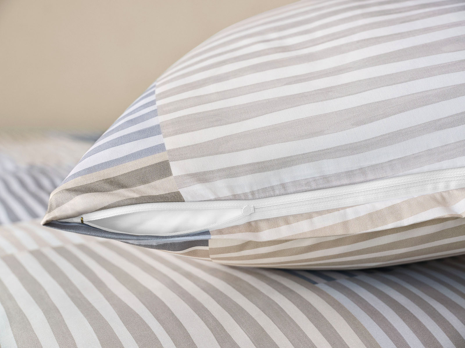 SCHLOSSBERG�óݤ����ĥ��С��å��󥰥� 150x210�ѡ�MELVIN