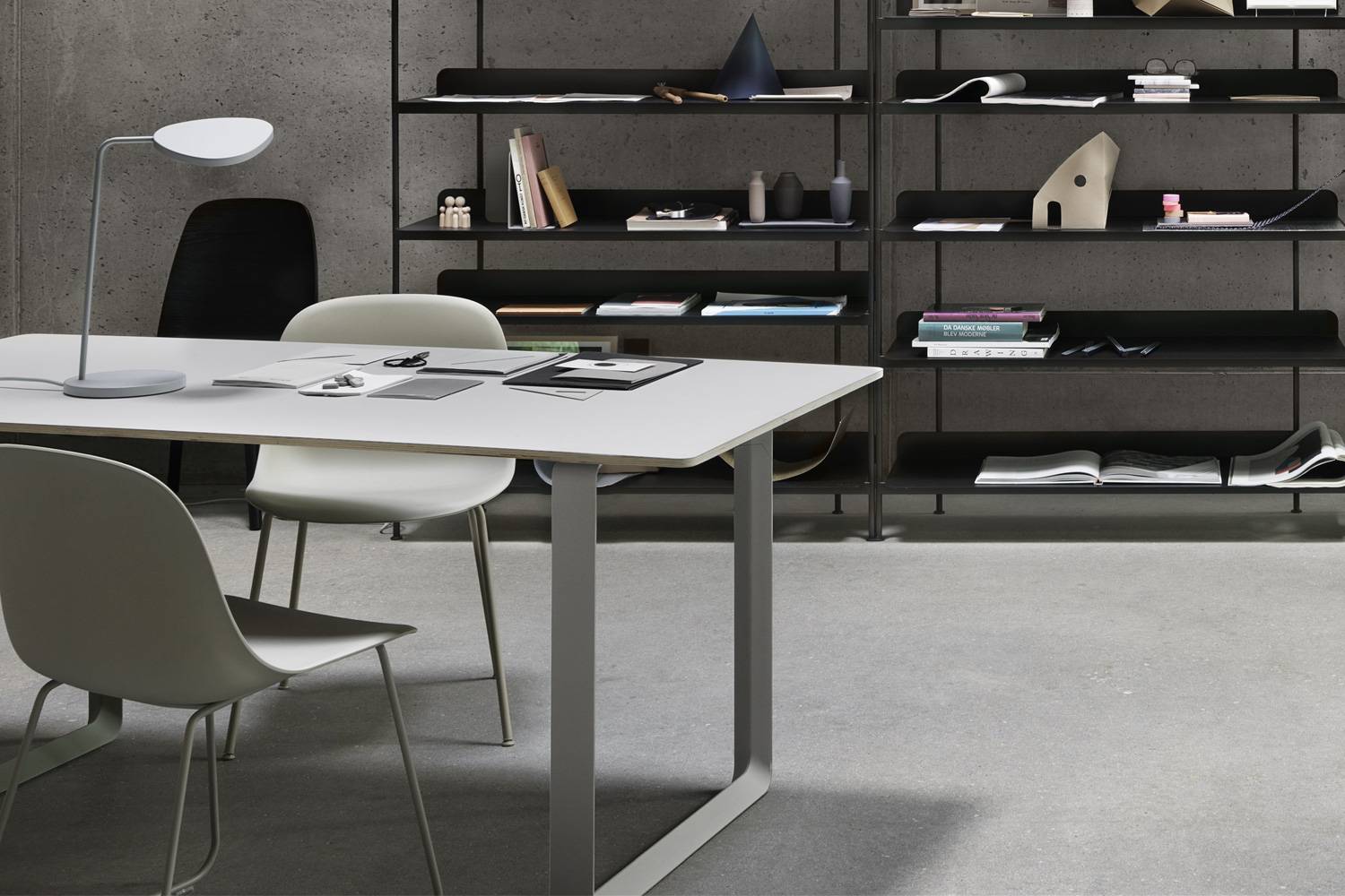 70/70テーブル 295の通販 | 家具・インテリア通販 MAARKET