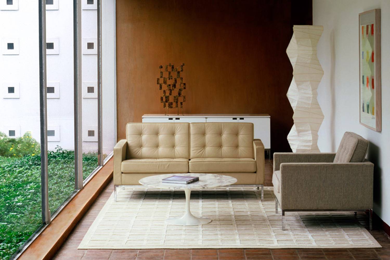 Knollチューリップテーブル　エーロ・サーリネン　ミッドセンチュリー 105Φ Knollチューリップテーブル エーロ・サーリネン ミッドセンチュリー