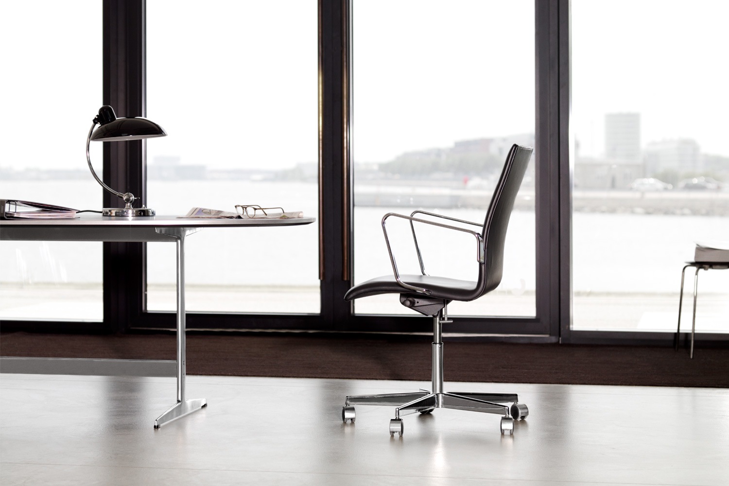 フリッツハンセン オックスフォードチェア アルネ・ヤコブセン ローバック 45万 OXFORD by Fritz Hansen