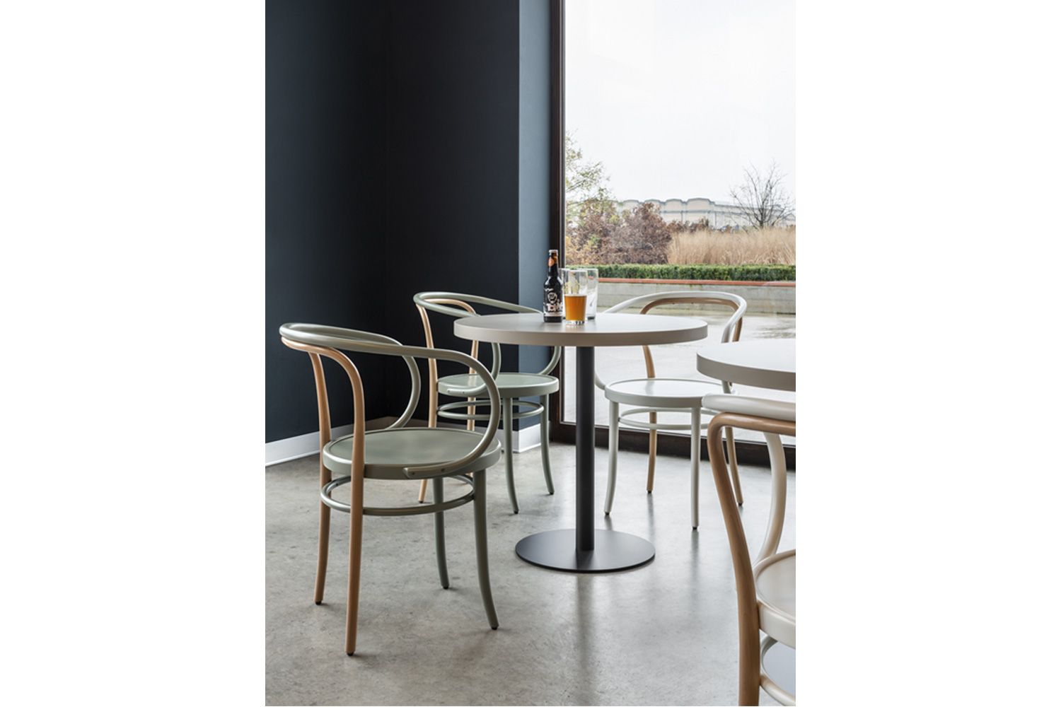 なきふみ様専用トーネット社（ウィーン）オリジナル アームチェア  