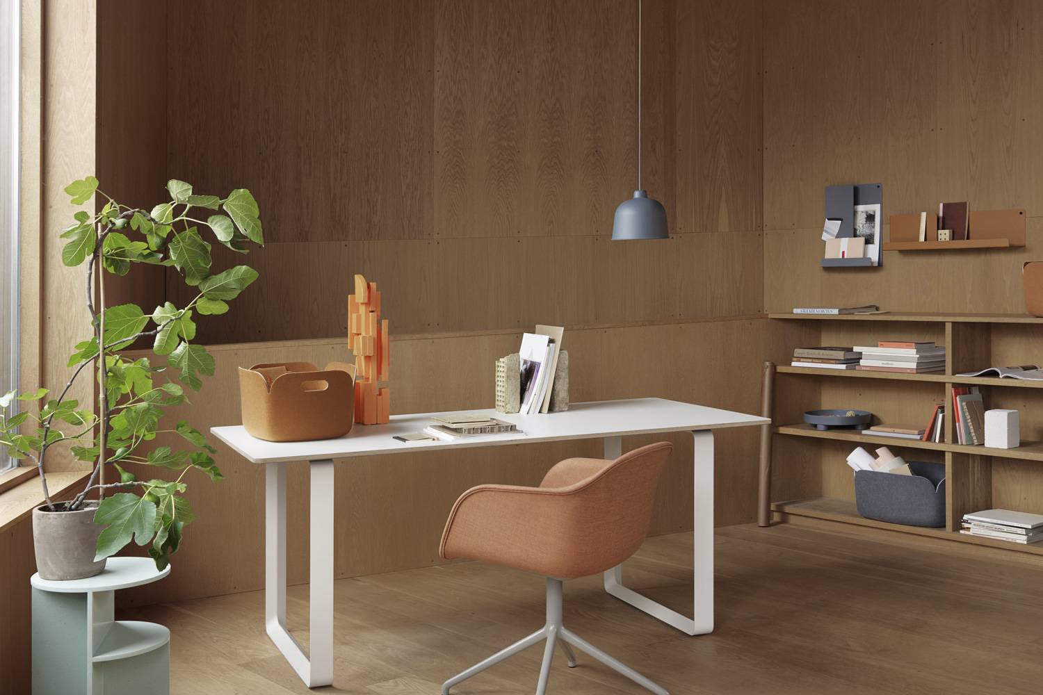 連休セール！muuto folded シェルフ large フォルデッドシェルフ フォルデッドシェルフ / 96 x 13cm ラージの通販 | 家具