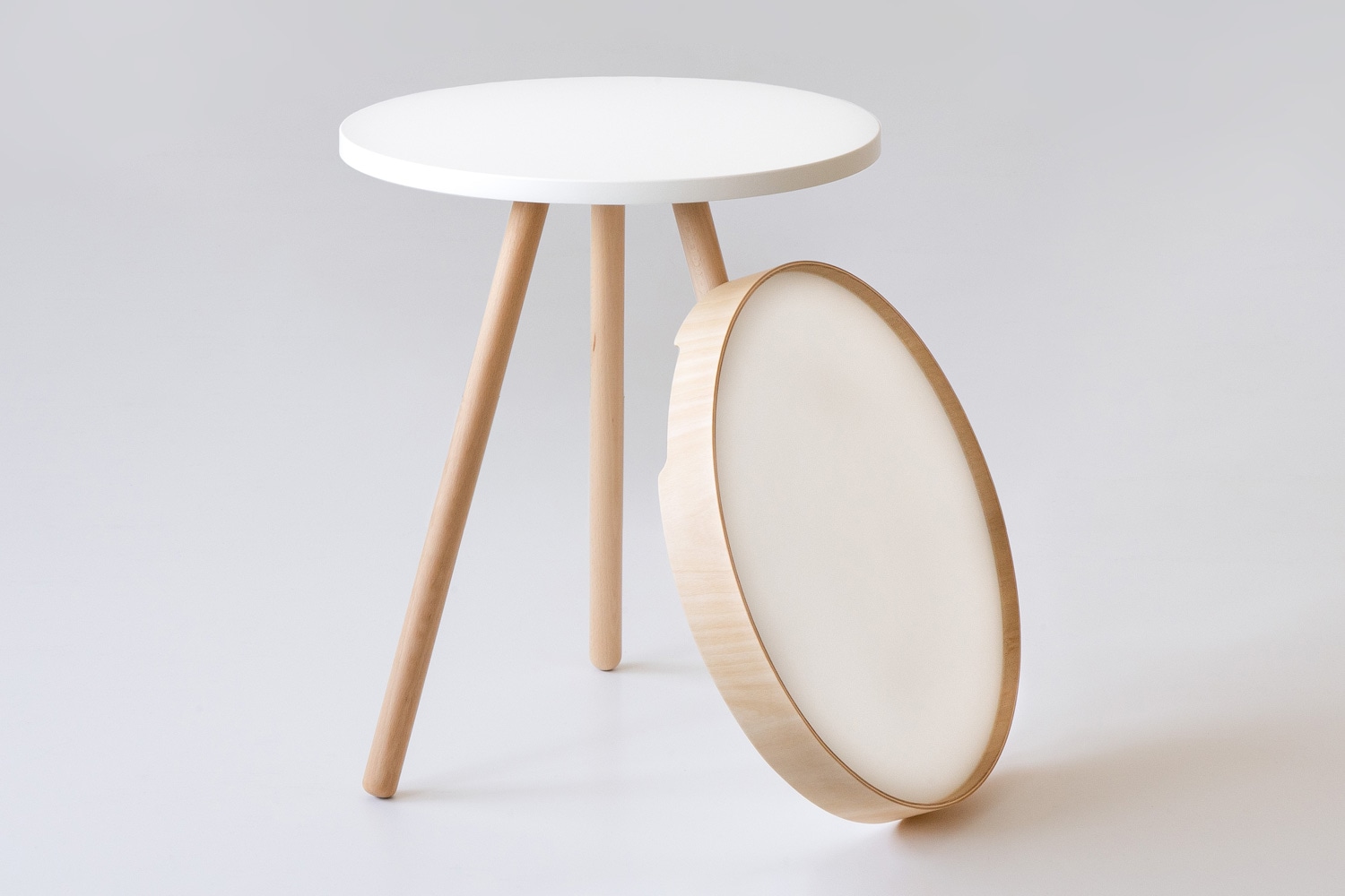 【新品未開封】MOHEIM モヘイム BY TRAY TABLE ホワイト バイ トレイ テーブルの通販 | 家具・インテリア通販 MAARKET マーケット