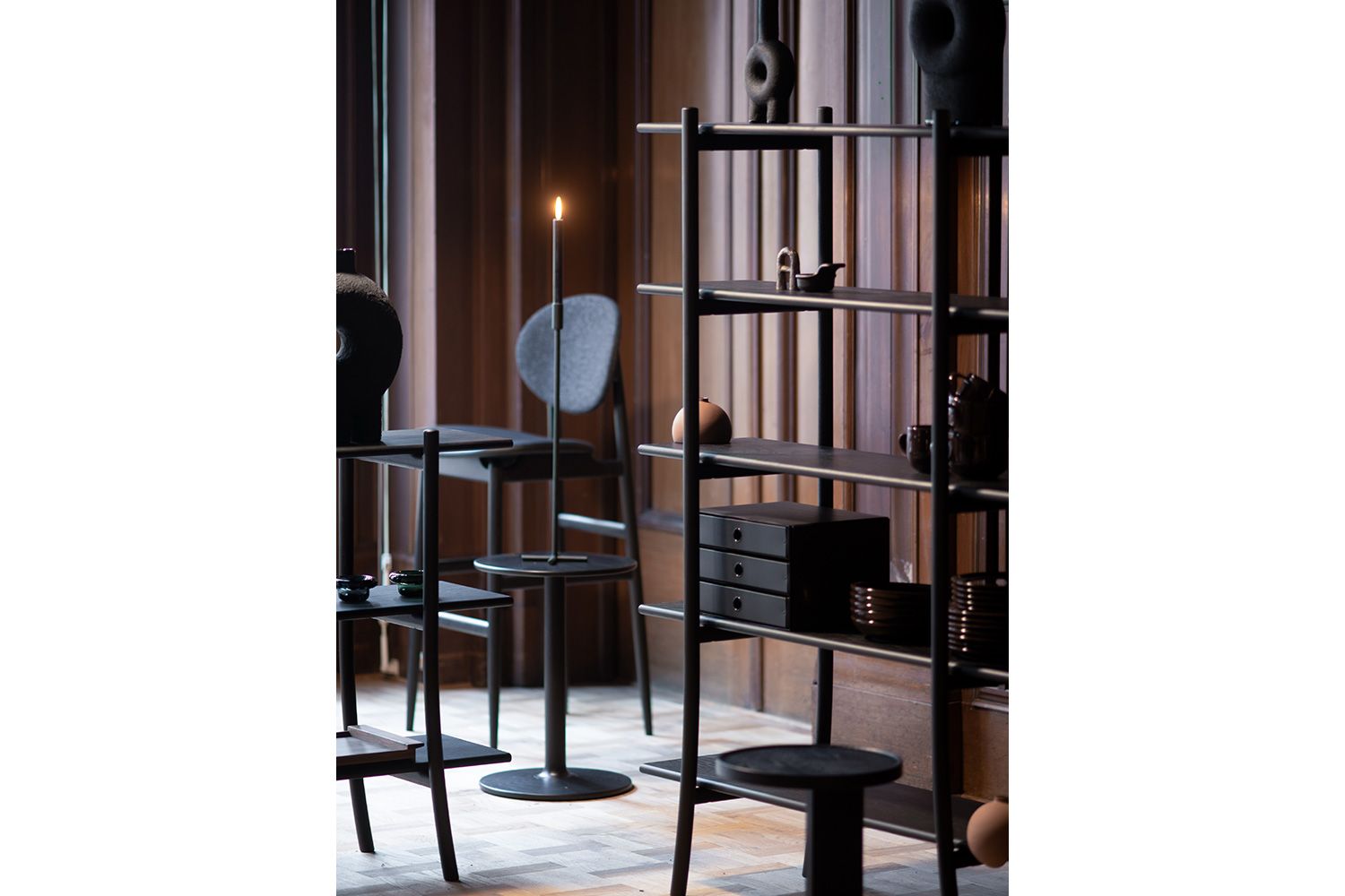 Skyladder Shelves Low ホワイト Skyladder Shelves | Buy Ariake online at A+R