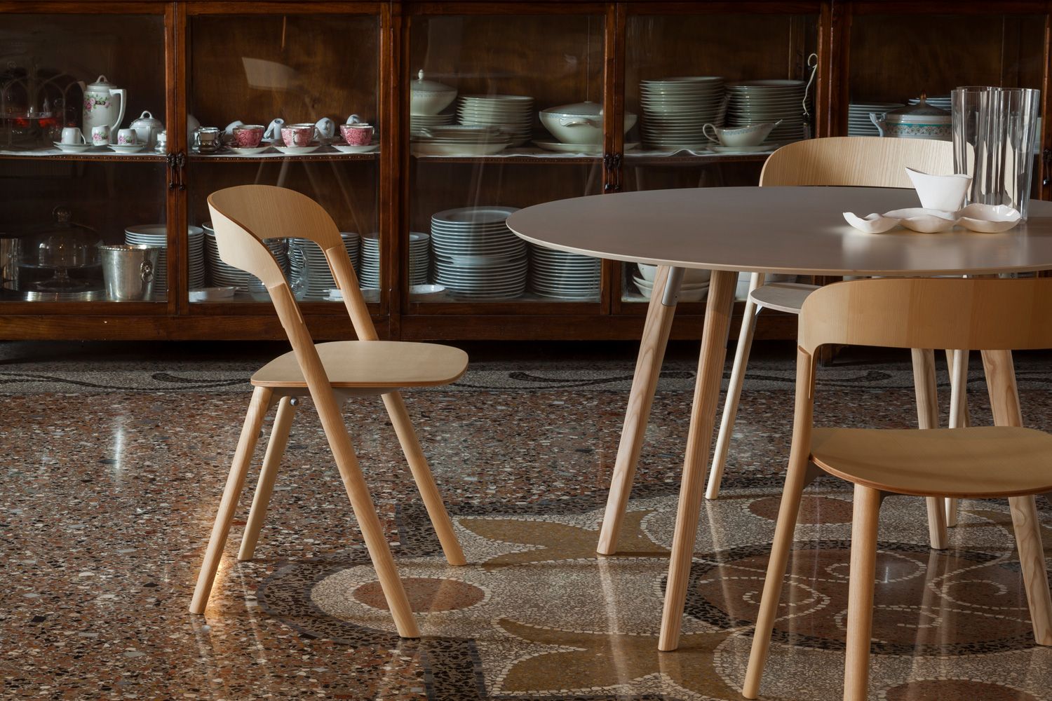 ピラの通販 | 家具・インテリア通販 MAARKET マーケット