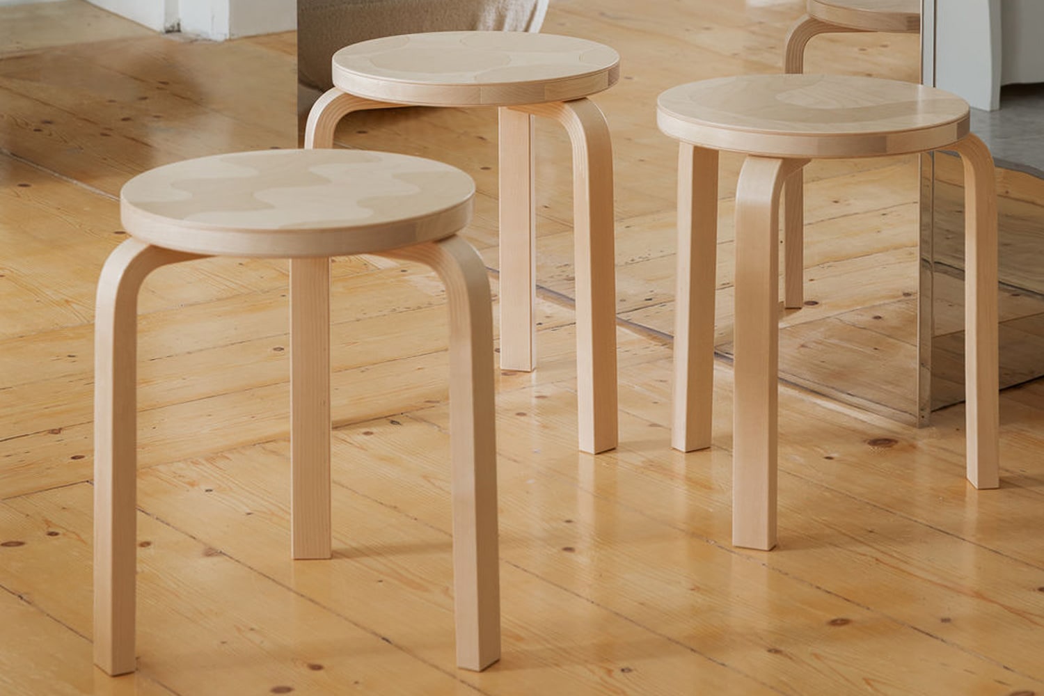 90TH ANNIVERSARY EDITIONS】スツール60 ロッキの通販 | 家具