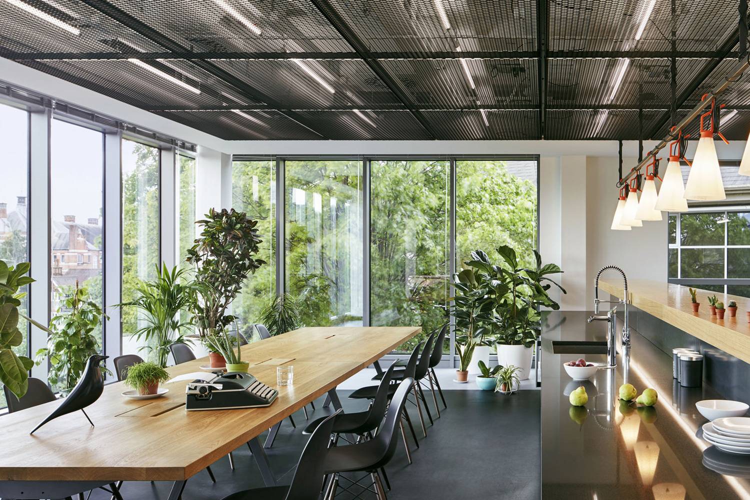 イームズ ハウス バードの通販 | 家具・インテリア通販 MAARKET