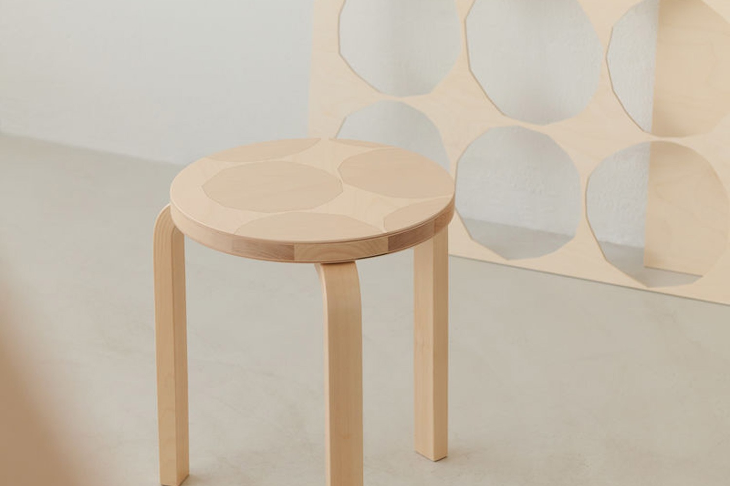 90TH ANNIVERSARY EDITIONS】スツール60 キヴェットの通販 | 家具