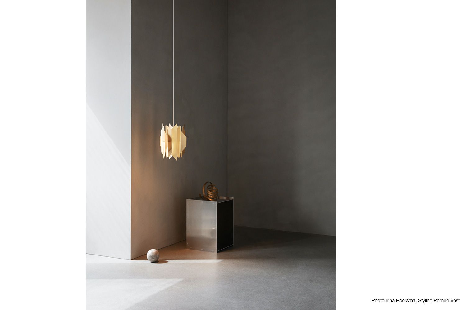 ディヴァン 2 ペンダント ランプ 160 / 245 / 400 / 550 / 700の通販