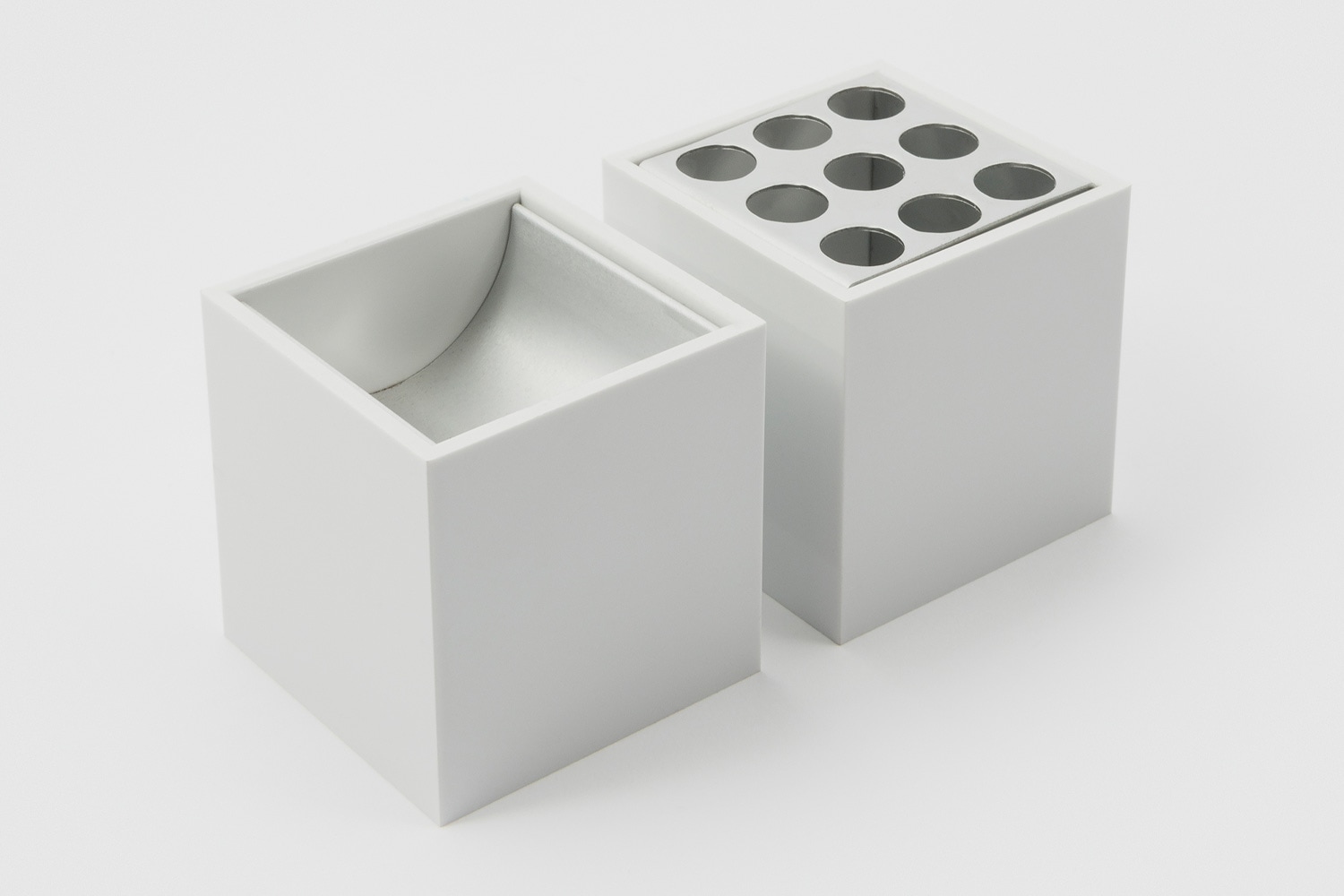 ダネーゼ　アッシュトレイ　DANESE CUBO ブルーノ・ムナーリ　灰皿 大小 ダネーゼ アッシュトレイ DANESE CUBO ブルーノ・ムナーリ 灰皿