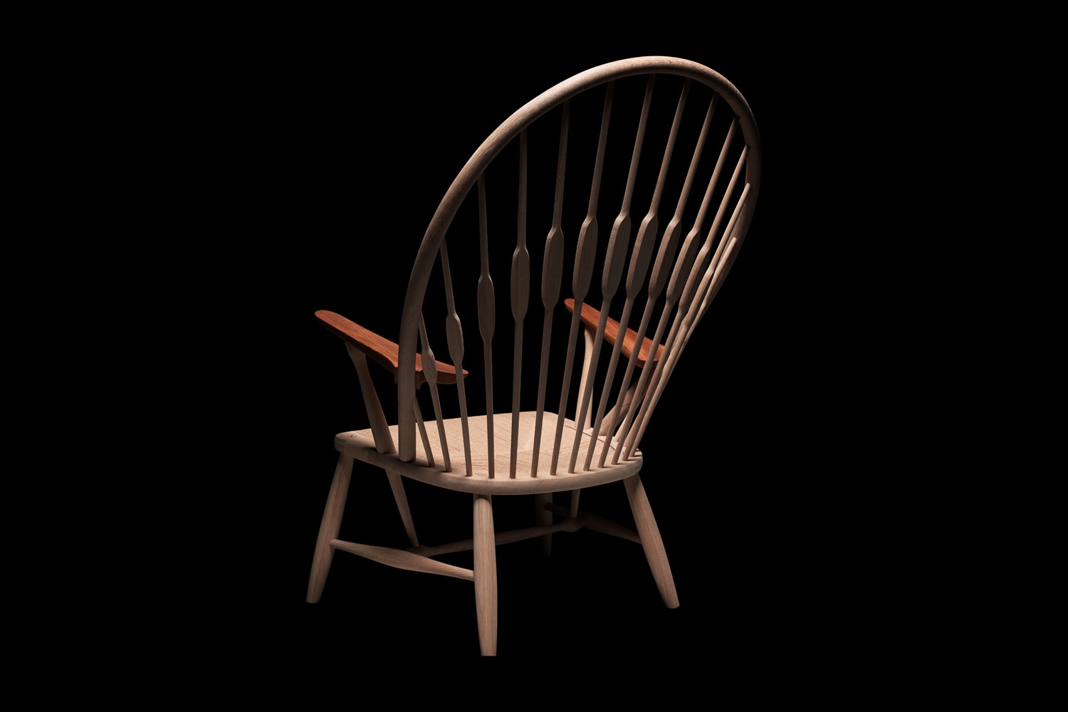 PP Mobler ピーコックチェア　PP550 PPモブラー正規販売店】 PP550 Peacock Chair | Hans. J. Wegner