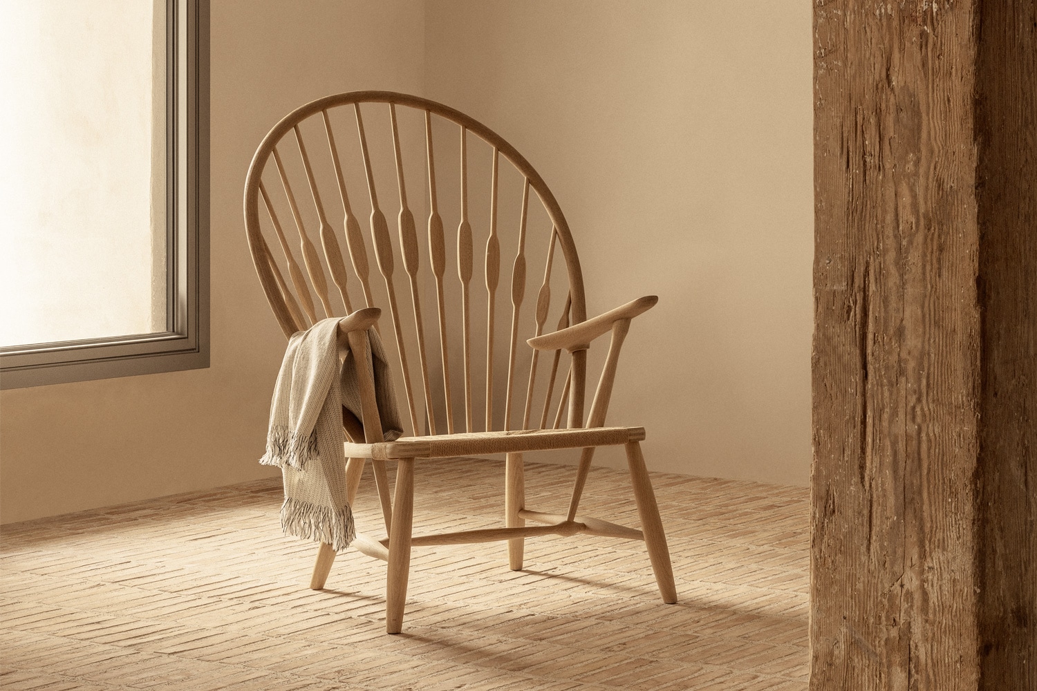 PP Mobler ピーコックチェア　PP550 Wegner PP550 Peacock Chair – Design Public