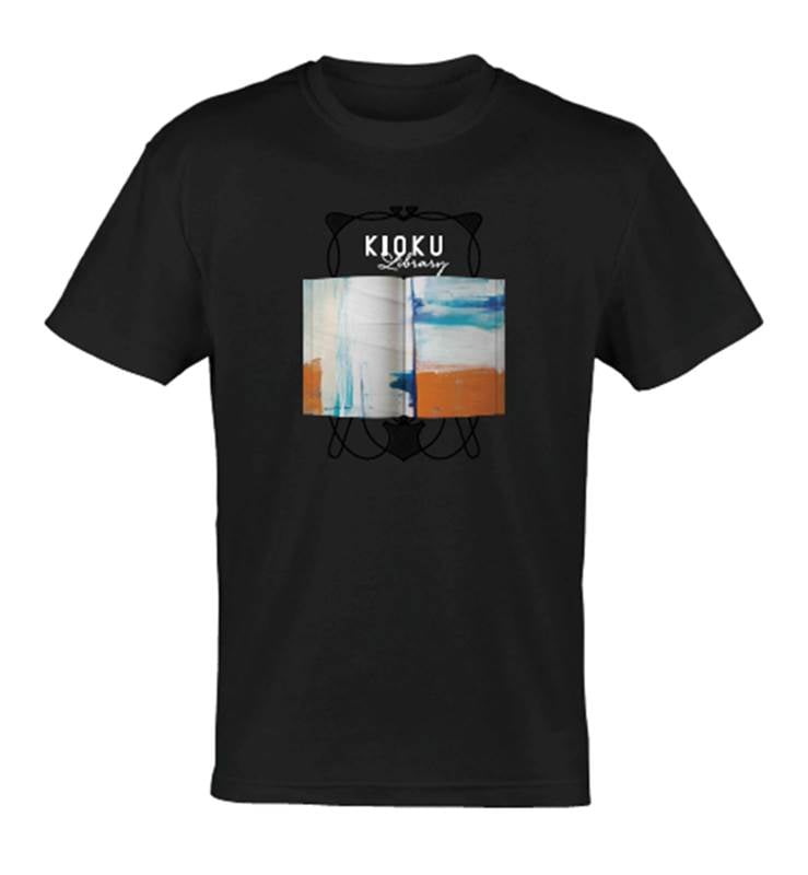 記憶の図書館　受注生産Tシャツ　C-黒　缶バッジ付き