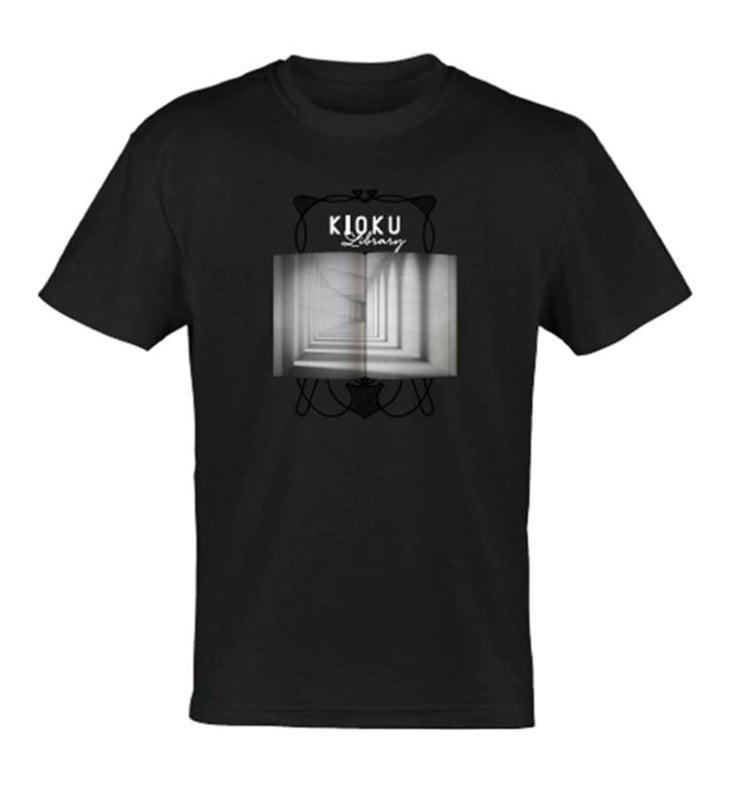 記憶の図書館　受注生産Tシャツ　H-黒　缶バッジ付き