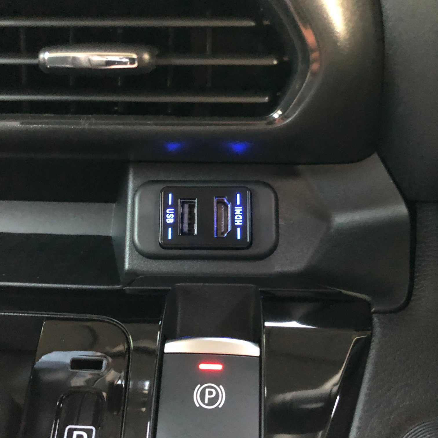 KBW-HDMI/USB-N00# �롼������HDMI/USB�����åȥѥͥ�