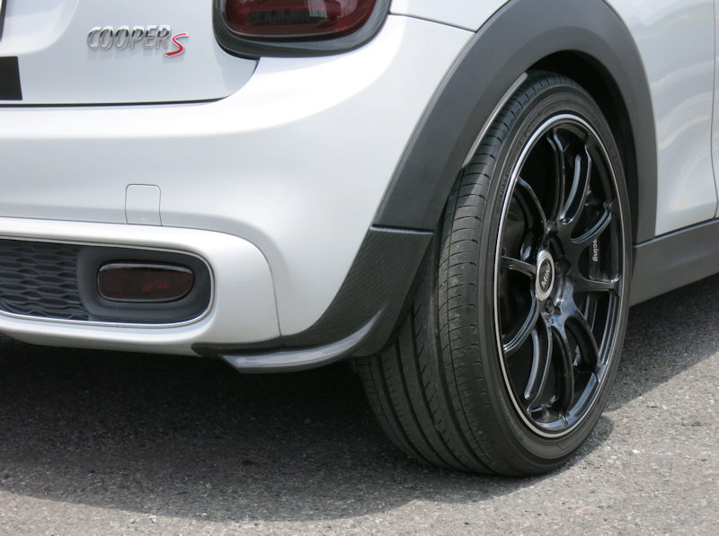 BMW MINI F56 リアマッドガードカバー　フリークラフト MINI (F56、前期) クーパーS リアマッドガードカバー | BMW MINI