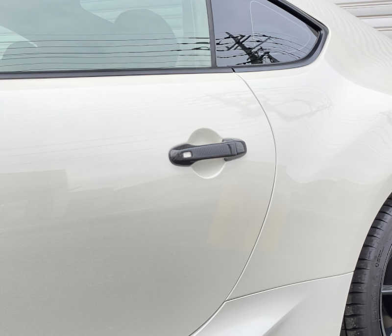 GR86 �ɥ��ϥ�ɥ륫�С�