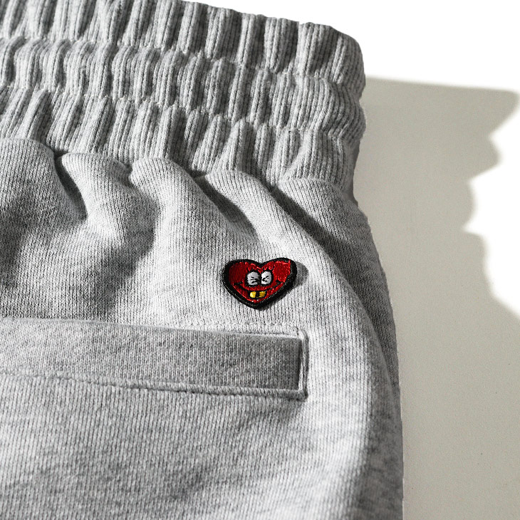 MAD Emblem Sweat Pants｜皇治プロデュースブランドMADBRO