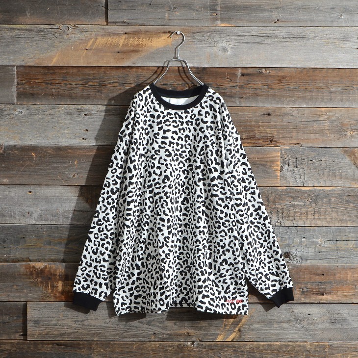 Leopard total pattern Sweatshirt