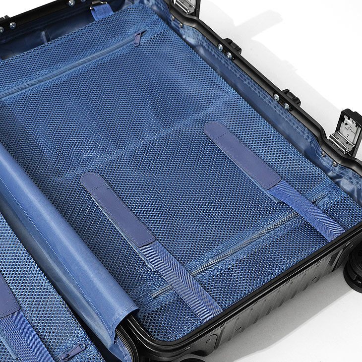 Aluminum frame carrycase