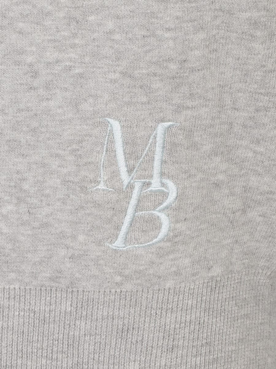 【定番人気】マディソンブルー　MBロゴ刺繍入りクルーネック　ニット　春秋冬 定番人気】マディソンブルー MBロゴ刺繍入りクルーネック ニット