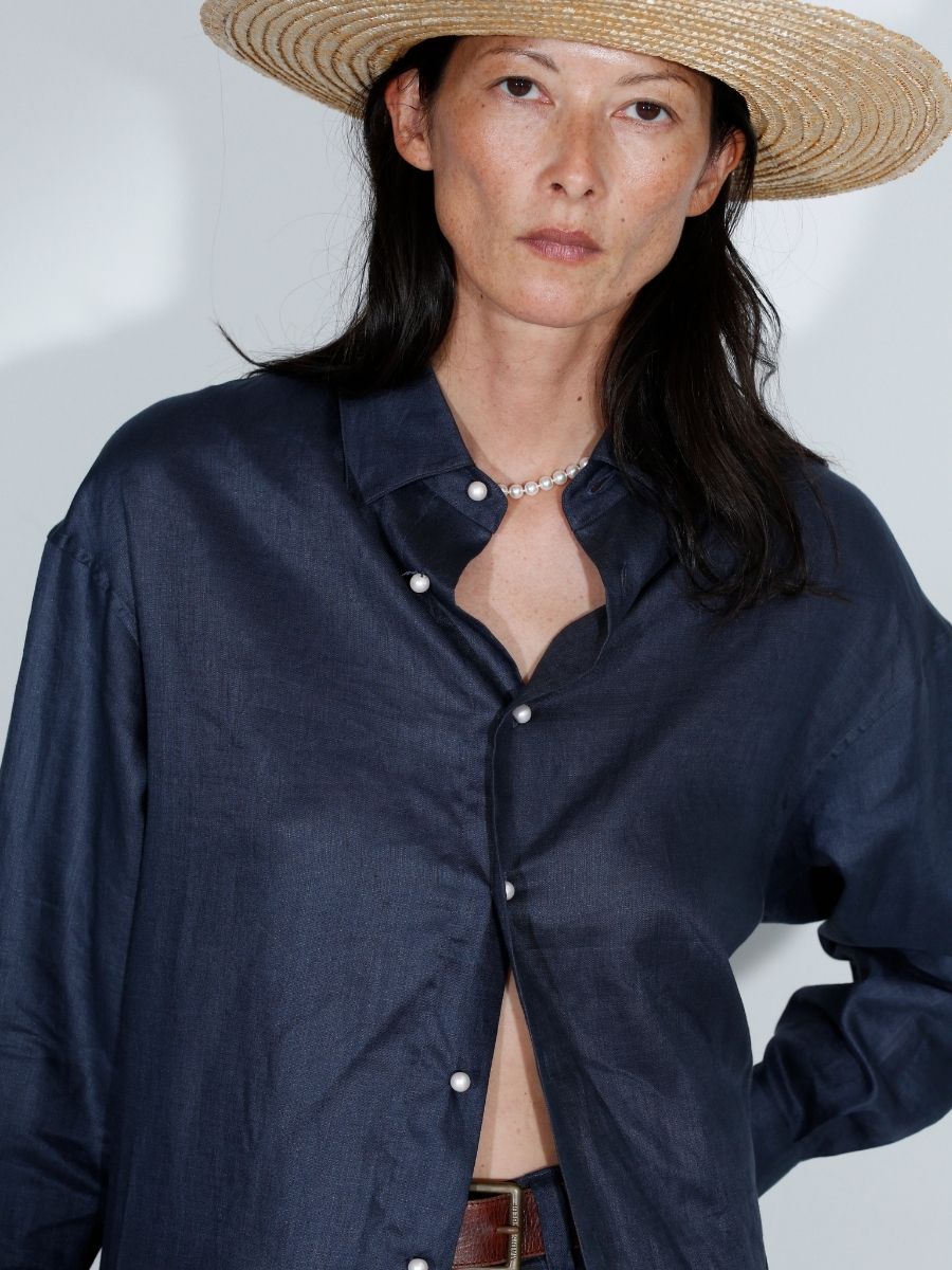 OVERSIZED SPLIT TUCK OP LINEN