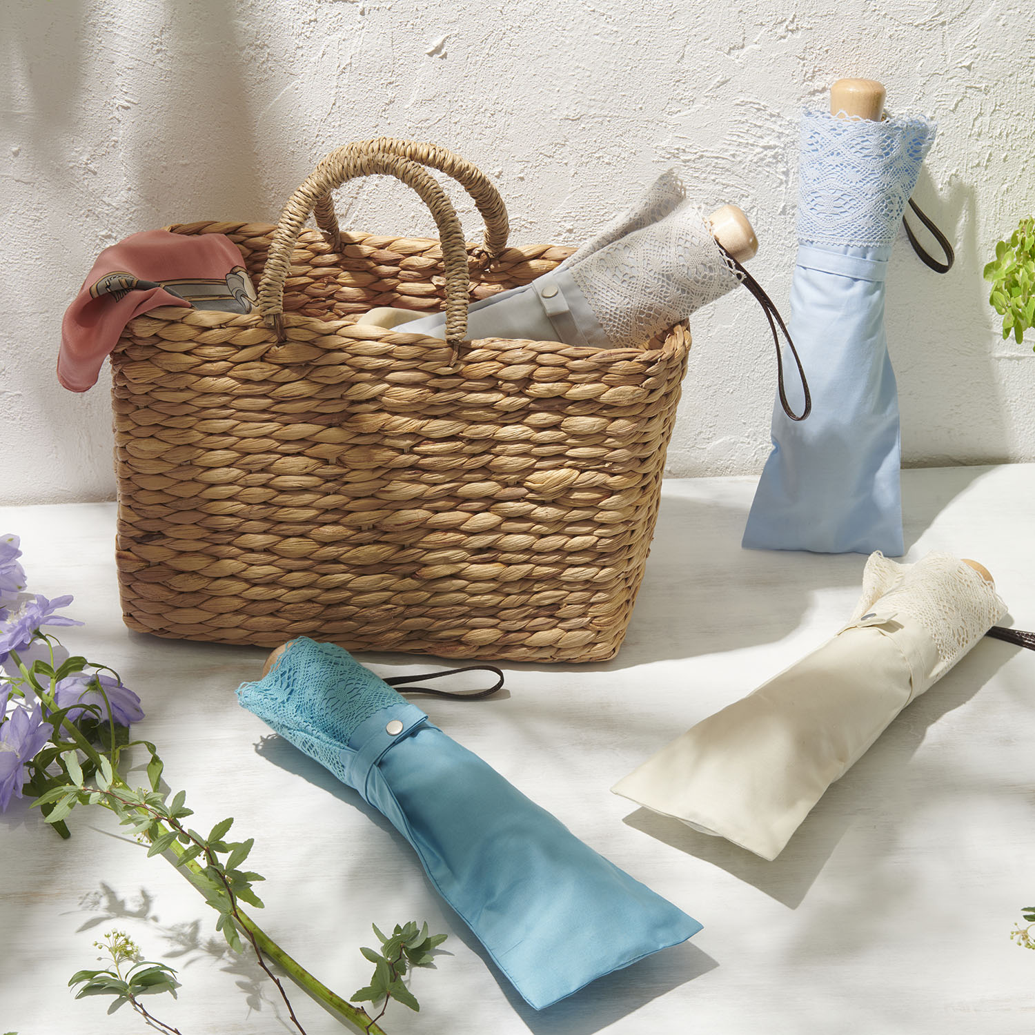 ☆新品未使用☆水色の折畳み日傘【前原光榮商店】 ☆新品未使用☆水色の折畳み日傘【前原光榮商店】 レディース