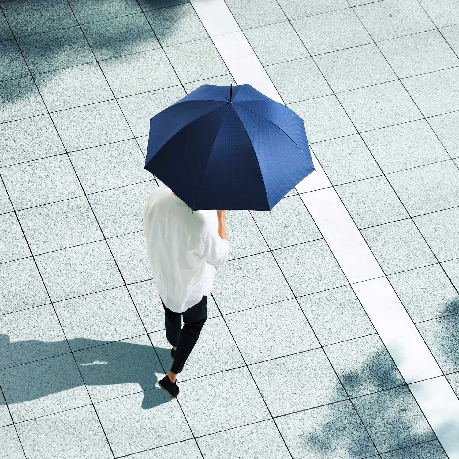 レディース晴雨兼用傘】一級遮光キューブ-折りたたみ-ネイビー