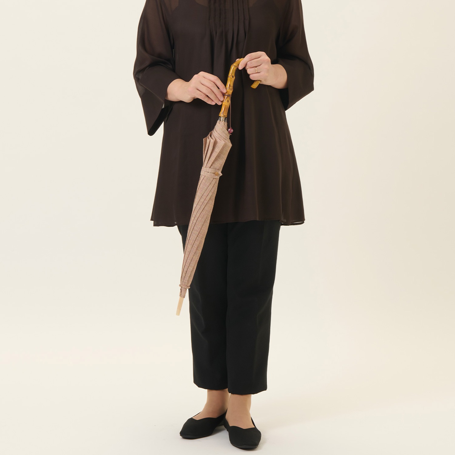 レディース日傘】麻-生平・きびら-枇杷茶（びわちゃ）｜トンボ