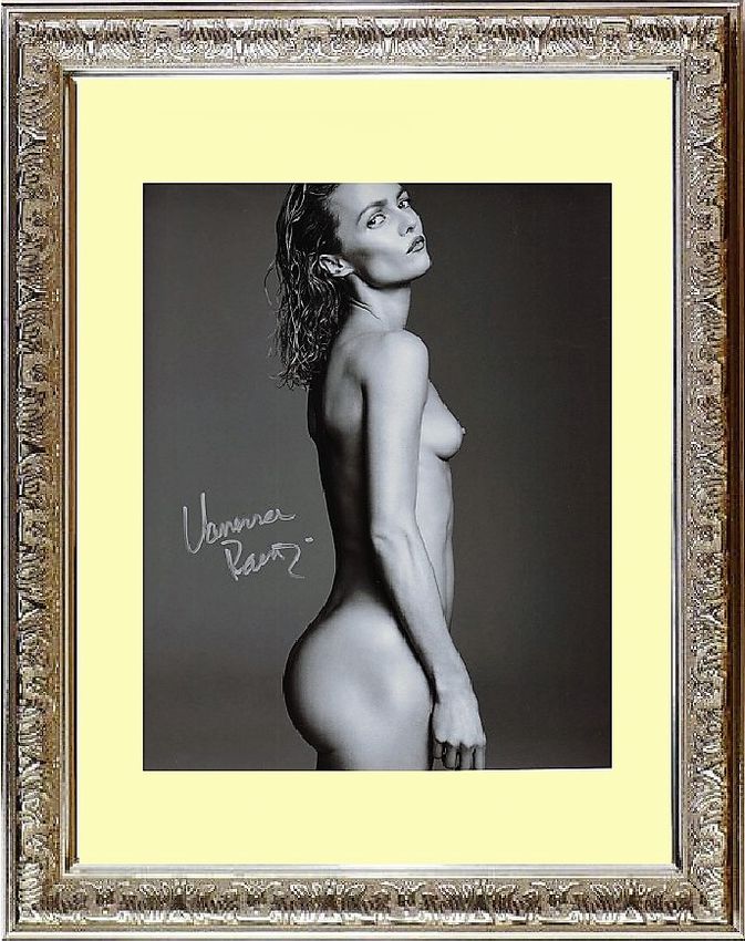 Vanessa Paradis ヴァネッサ パラディ 直筆サイン PHOTO