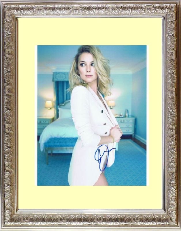 Emily VanCamp エミリー ヴァンキャンプ 直筆サイン PHOTO