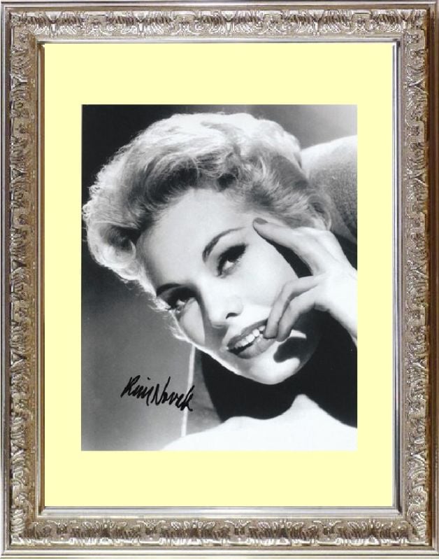 Kim Novak キム ノヴァク 直筆サイン PHOTO