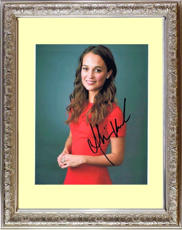Alicia Vikander アリシア ヴィカンダー 直筆サイン PHOTO