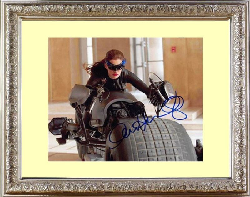 ダークナイトライジング THE DARK KNIGHT RISES (2012) アン ハサウェイ Anne Hathaway 直筆サイン PHOTO