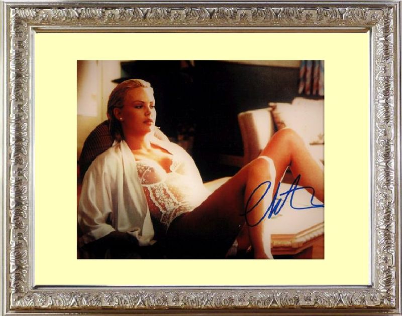 Charlize Theron シャーリーズ セロン 直筆サイン PHOTO