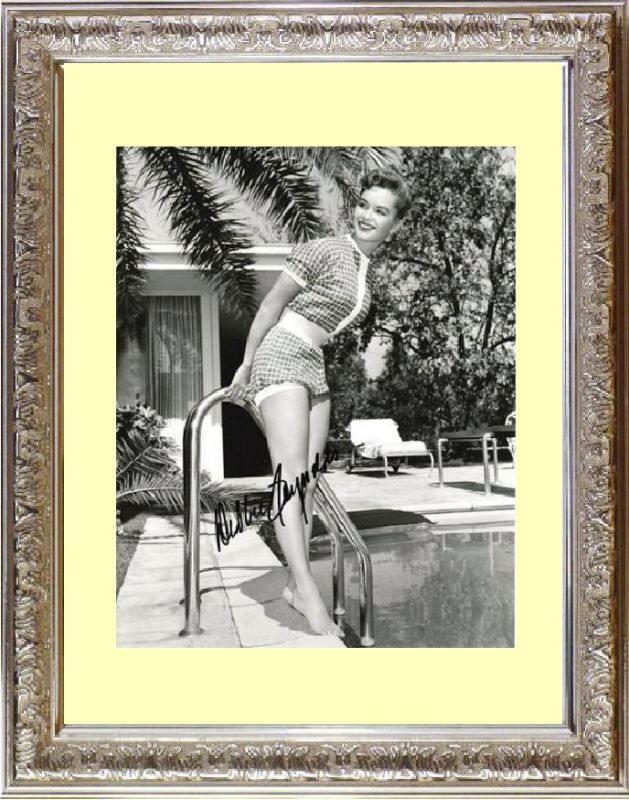 Debbie Reynolds デビー レイノルズ 直筆サイン PHOTO