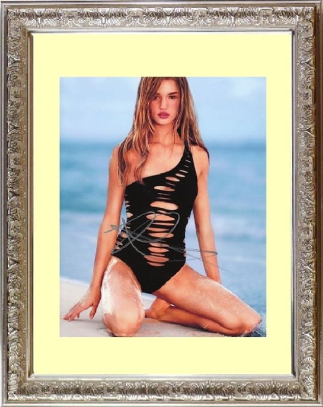 Rosie Huntington-Whiteley ロージー ハンティントン＝ホワイトリー 直筆サイン PHOTO